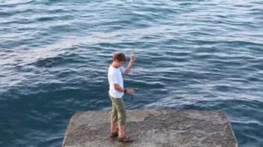 Boy çubuk balıkçılık deniz ile