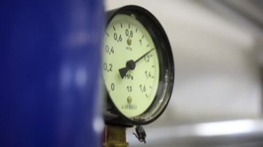 Tedarik Isıtma borularda basınç ölçme göstergesi