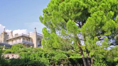 Ay-Petri karşı Vorontsov Sarayı'nın peyzaj