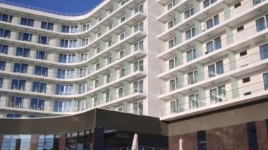  Turistlerin büyük Yüzme Havuzu