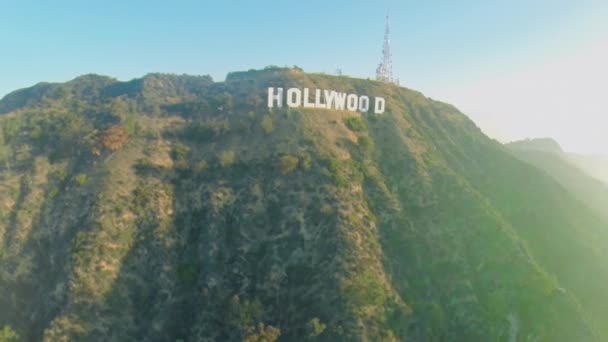 Гора Ли с голливудской вывеской — стоковое видео