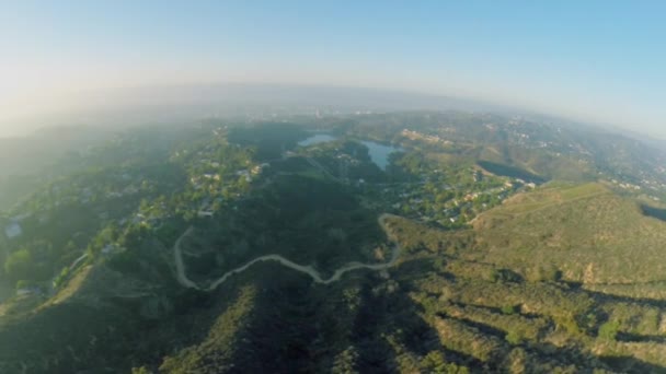 Paisaje urbano con Hollywood Lake — Vídeos de Stock