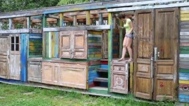 Kadın gezinmeler İnşaat