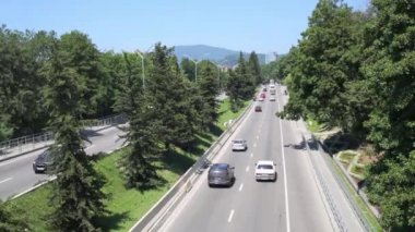 Çok araba yolda hamle