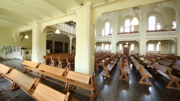 Cathédrale évangélique luthérienne des Sts. Pierre et Paul — Video