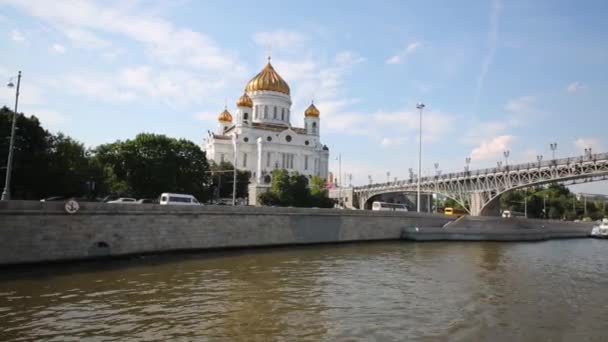 Katedralen Kristus Frälsaren på sommaren i Moskva — Stockvideo