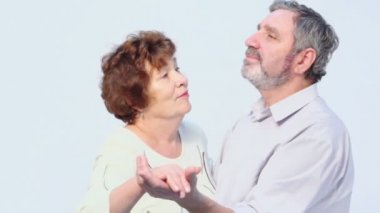 Üst düzey iki el ve dans tutun