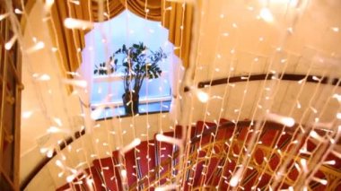 Döner merdiven otel