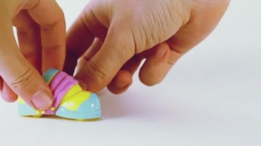 El Rüzgar clockwork oyuncak çizme yukarıya