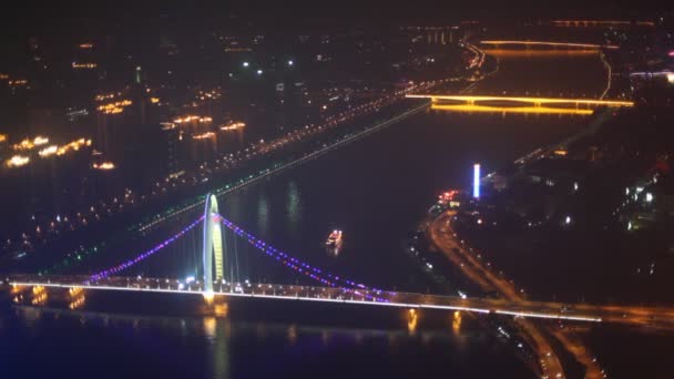 Vista aérea nocturna del puente Jiefang — Vídeo de stock