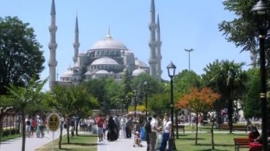 Camii Sultanahmet Camii insanlar yürümek
