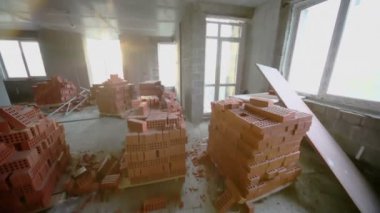 Kırmızı tuğla yığını