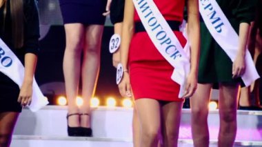 Kızlar yarışmacılar