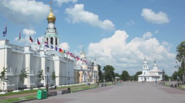 Kremlin Meydanı Alexander Nevsky kilise ile