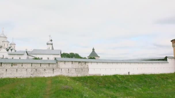 Monasterio de Salvador Prilutskyl — Vídeo de stock