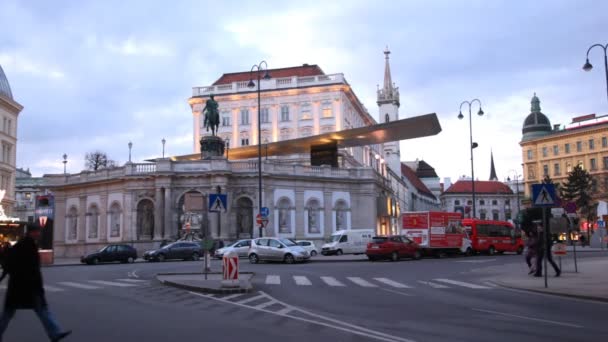 Perto do Museu Albertina — Vídeo de Stock