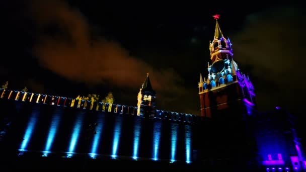 Torre Spasskaya y muro del Kremlin — Vídeo de stock