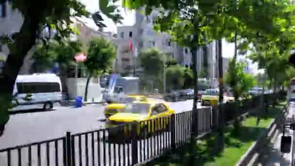 Bus auf den Straßen von Istanbul — Stockvideo