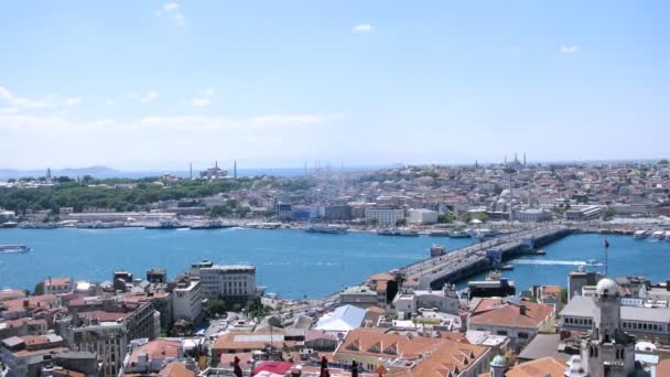 Autos auf der Galata-Brücke — Stockvideo