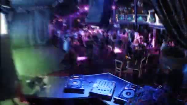 People dancing in club — Stock Video