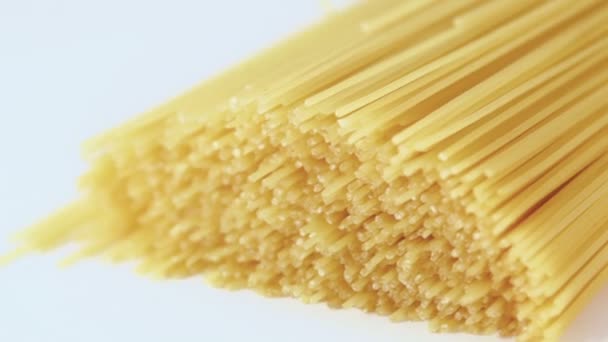 Suche żółty spaghetti niegotowane — Wideo stockowe