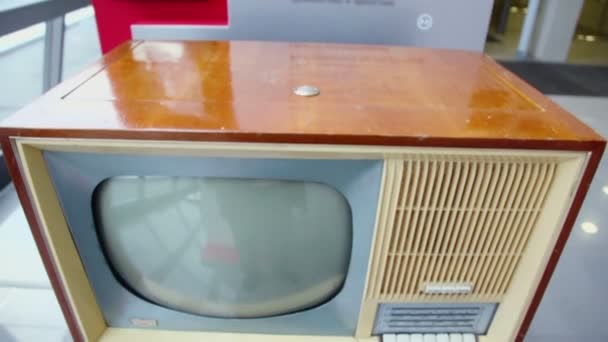 Ricevitore tv sovietico vintage — Video Stock