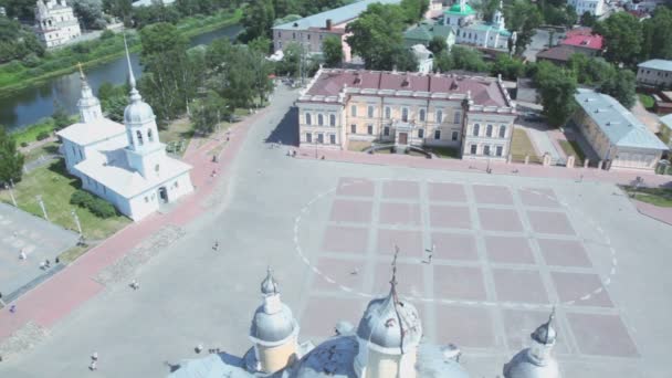 Menschen auf dem Kreml-Platz — Stockvideo