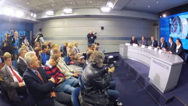 Basketbal persconferentie — Stockvideo