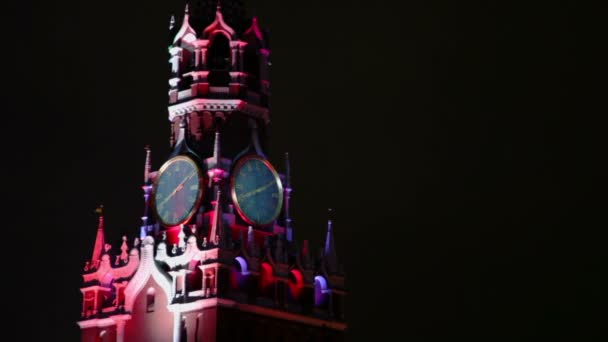 Luz colorida na torre Spasskaya — Vídeo de Stock