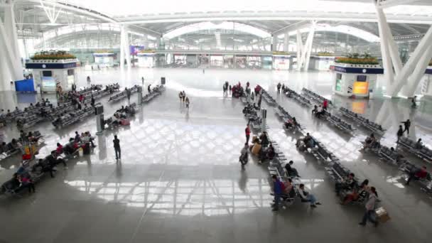 Estación de tren de Guangzhou Sur — Vídeo de stock