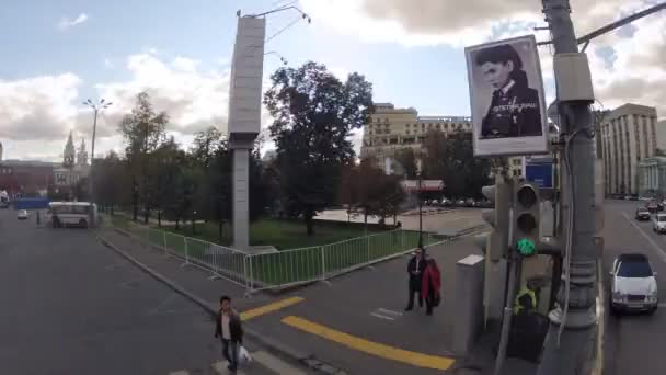 Doubledecker goes on streets in Moscow — Stock Video