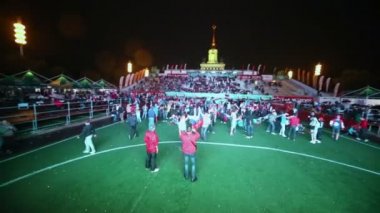 Hayranları Fanzone içinde kutlamak