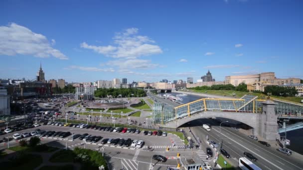 Paisaje urbano con plaza de Europa — Vídeo de stock