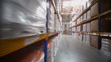 Fabrika olarak ambara raflardaki ürünleri