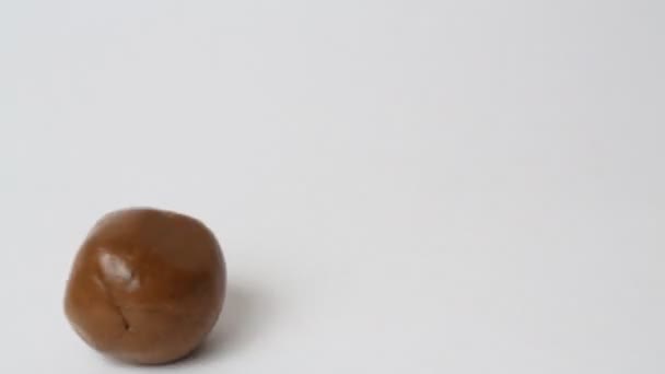 Différentes formes en plasticine 