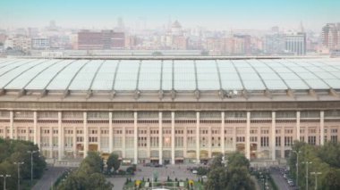 Luzhniki Stadı insanlar yürümek