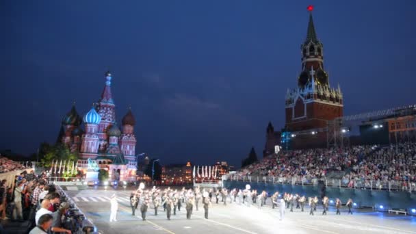 Oekraïne orkest op militaire muziekfestival — Stockvideo