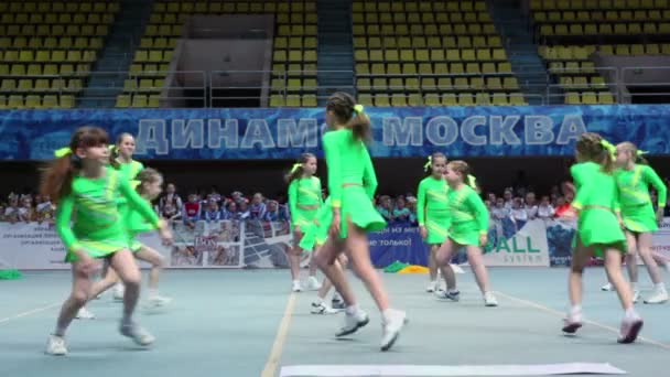 Utförandet av Kolibri cheerleaders team Championship — Stockvideo