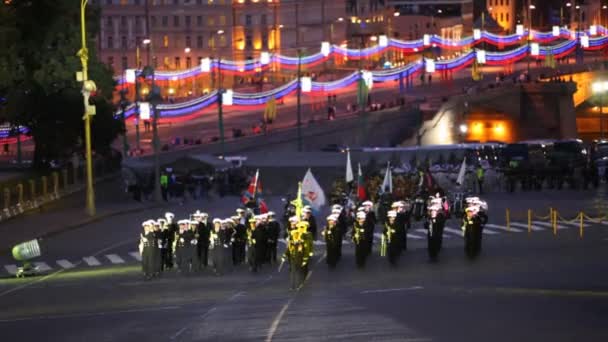 Russian navy soldiers marching — Stock Video