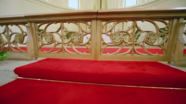 Святилище в евангелическо-лютеранском соборе — стоковое видео