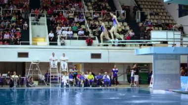 Syncronized sıçrama tahtası dalış yarışmaları