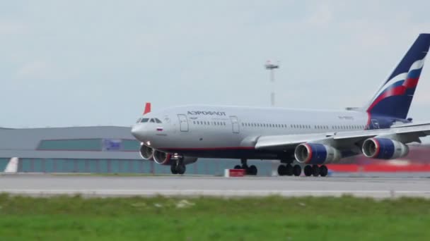 Aeroflot aircraft takes off — Stock Video