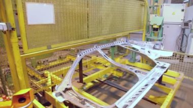 Taşıyıcı araba parçası hareket