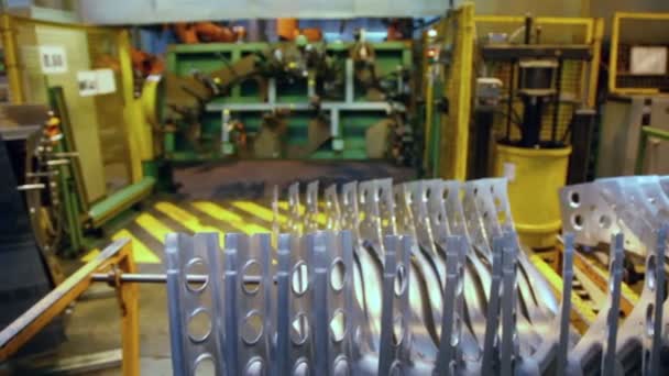 Skladování auto komponenty v továrně — Stock video