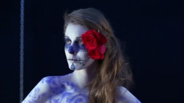 Kızgın makyaj ile model