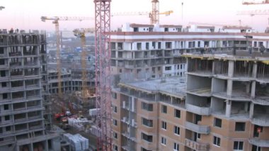 Gün boyunca şantiye