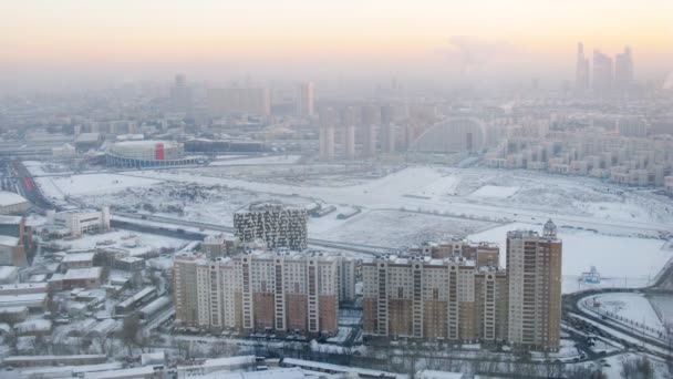 Vista aérea de la ciudad nevada — Vídeos de Stock