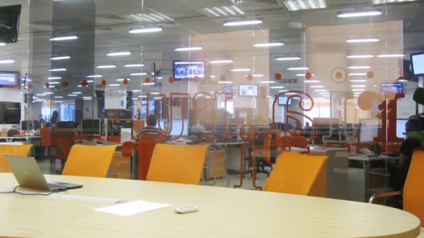 Empty conference room at RIA Novosti — Stock Video