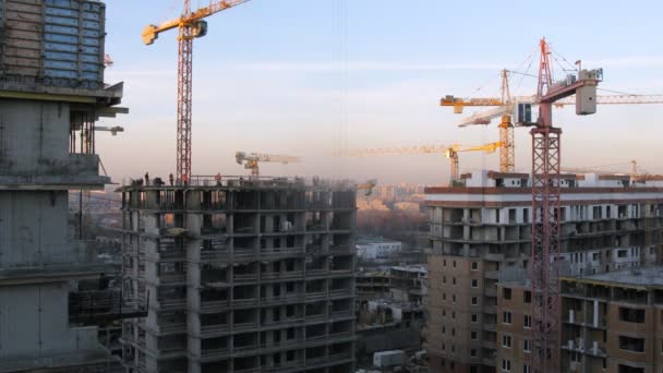 Gün batımında inşaat alanı — Stok video