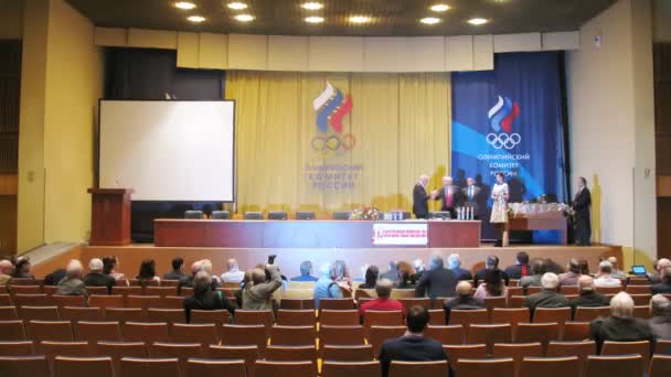 授牌仪式为奥运 sportives 的 — 图库视频影像